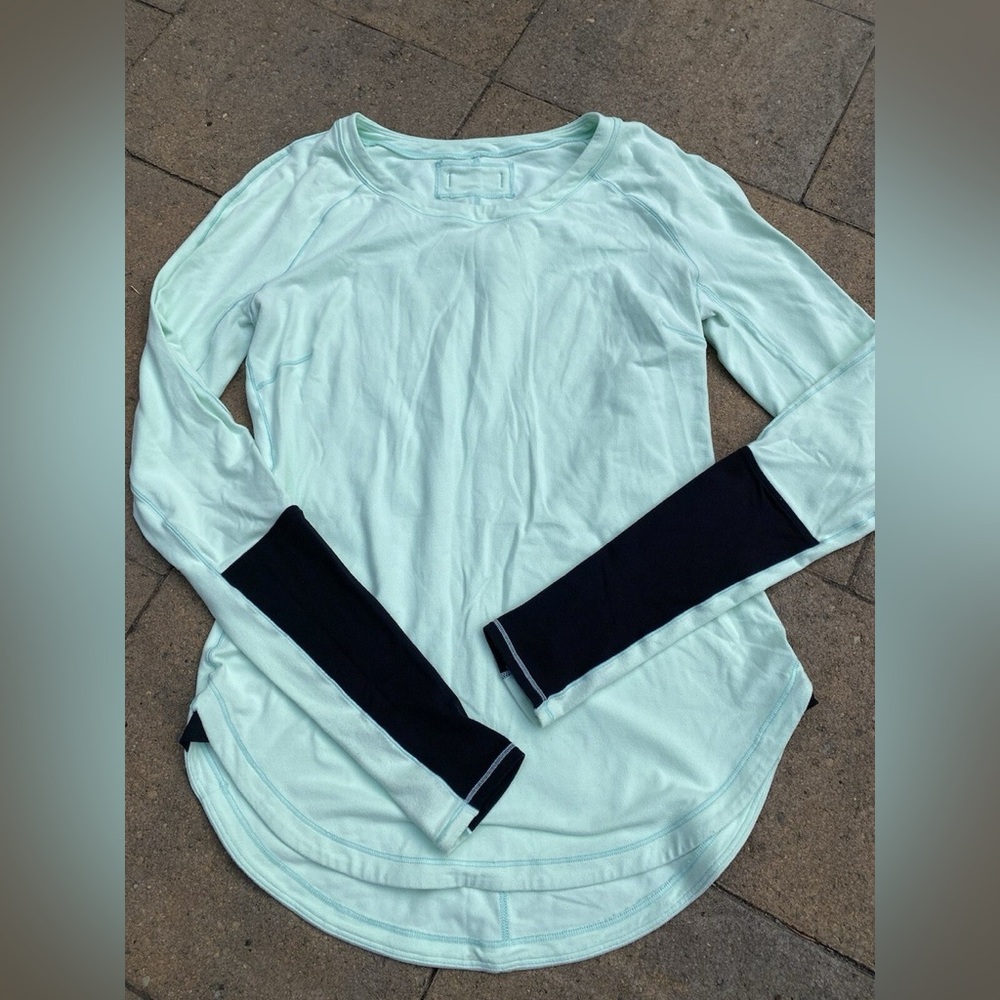 Lululemon Run: Reflect Long Sleeve Shirt Mint Green/Black Size Small